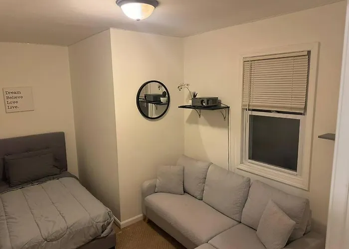 Cozy 4bd House Fireplace And Pond Holiday home *
